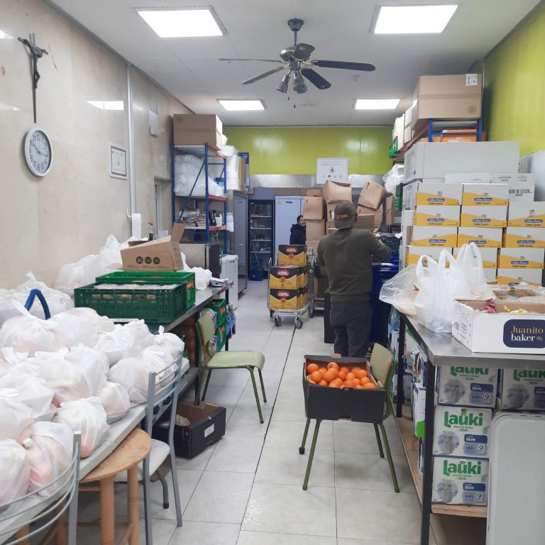 reparto de alimentos